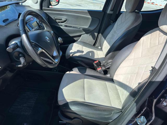 LANCIA Ypsilon usata, con Controllo automatico clima