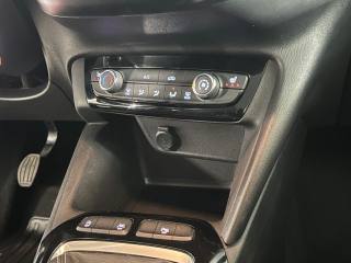 OPEL Corsa usata, con USB