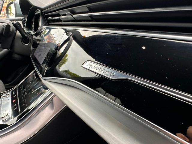 AUDI Q8 usata, con Vetri oscurati