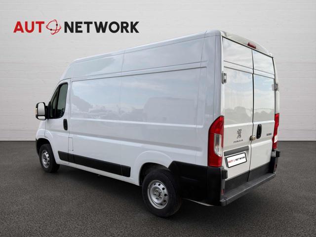 PEUGEOT Boxer usata, con Autoradio