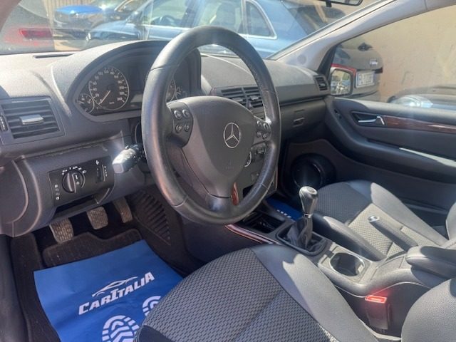 MERCEDES-BENZ A 160 usata, con Chiusura centralizzata