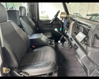 LAND ROVER Defender usata 12