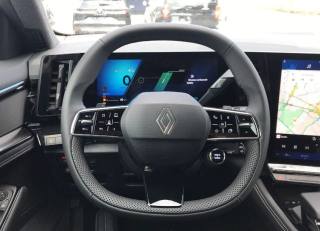 RENAULT Austral usata, con Park Distance Control