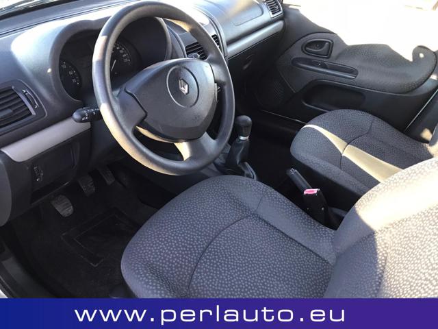 RENAULT Clio usata, con Autoradio