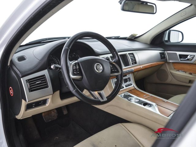 JAGUAR XF usata 7
