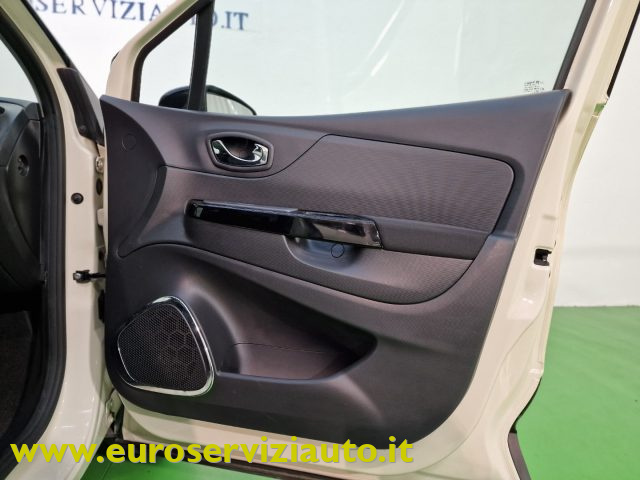 RENAULT Captur usata 44