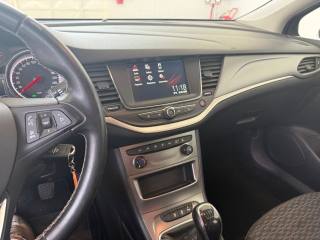 OPEL Astra usata, con Specchietti laterali elettrici