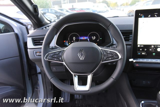 RENAULT Captur usata 12