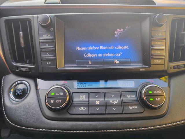 TOYOTA RAV 4 usata, con Bracciolo