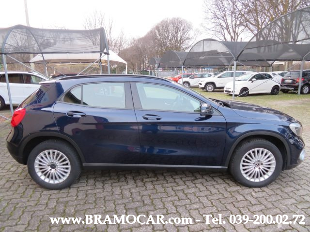 MERCEDES-BENZ GLA 180 usata, con Alzacristalli elettrici