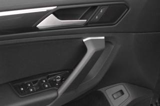 VOLKSWAGEN Tiguan usata, con Fendinebbia
