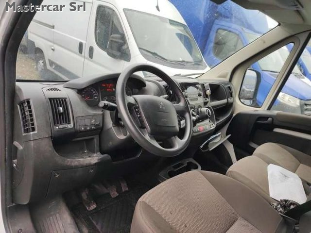 PEUGEOT Boxer usata, con Boardcomputer