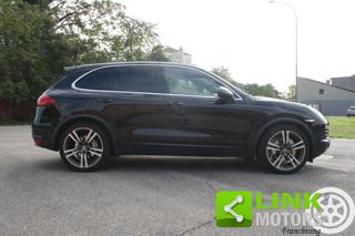 PORSCHE Cayenne usata, con Autoradio