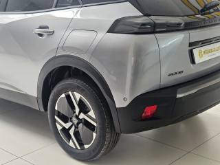 PEUGEOT 2008 usata, con Autoradio