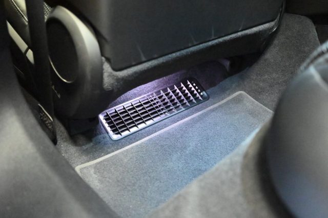 PORSCHE Taycan usata 66