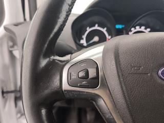 FORD Transit Courier usata, con USB