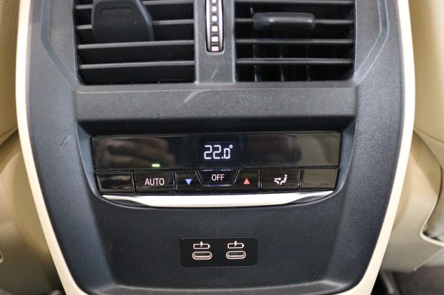 BMW 320 usata, con Bluetooth
