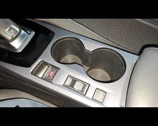 PEUGEOT 2008 usata, con Sedile posteriore sdoppiato