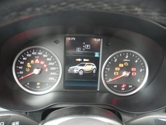 MERCEDES-BENZ GLC 300 usata, con Servosterzo