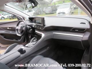 PEUGEOT 3008 usata, con Bracciolo