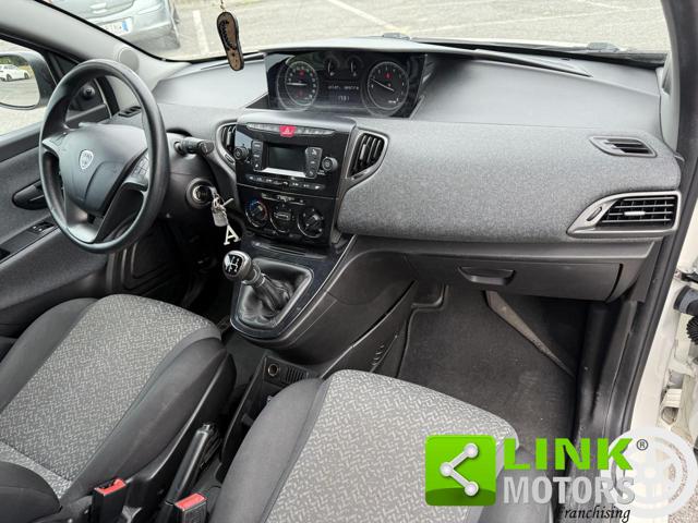 LANCIA Ypsilon usata, con Autoradio