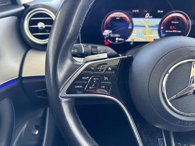 MERCEDES-BENZ E 200 usata, con MP3