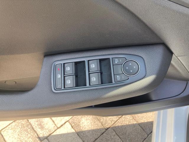 RENAULT Clio usata, con Climatizzatore