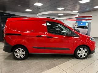 FORD Transit Courier usata, con Fendinebbia