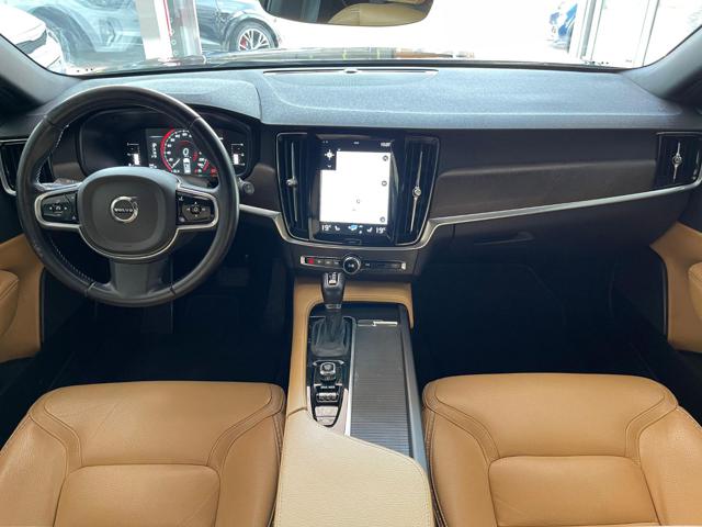 VOLVO V90 Cross Country usata, con Volante in pelle