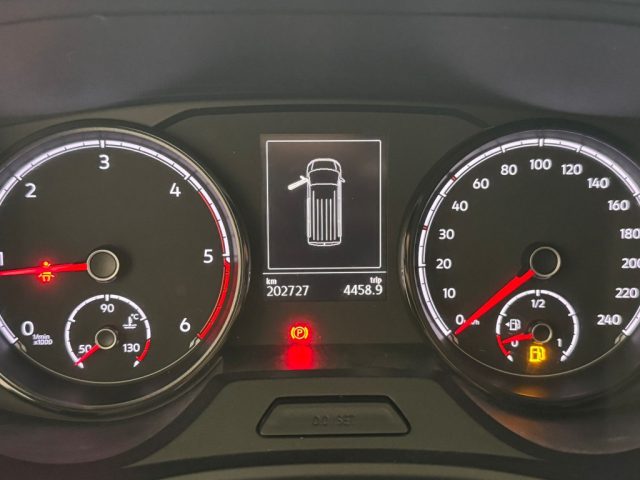 VOLKSWAGEN Transporter usata, con Sensori di parcheggio anteriori