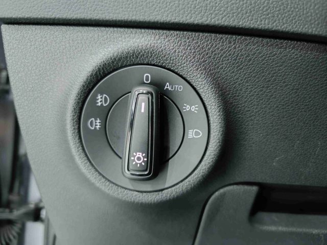 SKODA Karoq usata, con Specchietti laterali elettrici