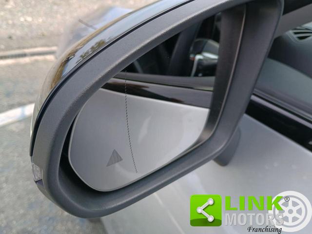 MERCEDES-BENZ CLA 200 usata, con Touch screen