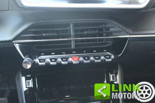 PEUGEOT 2008 usata, con Vetri oscurati