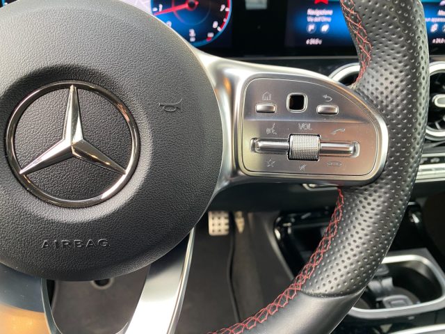 MERCEDES-BENZ B 180 usata, con Fari LED