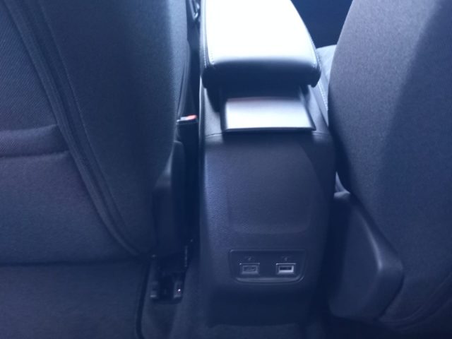 PEUGEOT 2008 usata 23