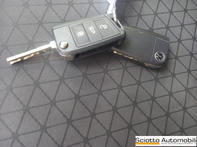 VOLKSWAGEN T-Cross usata, con Airbag testa