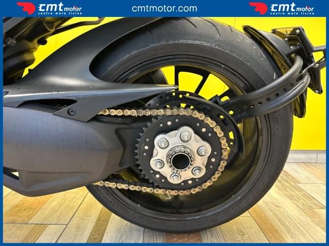 DUCATI Diavel usata 9