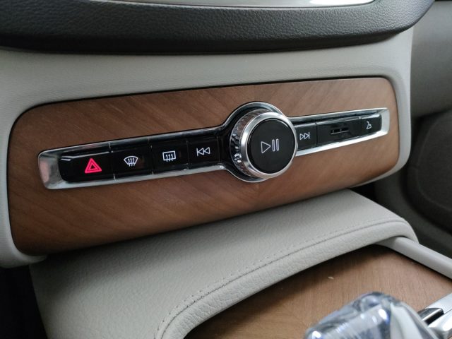 VOLVO XC90 usata, con Volante in pelle