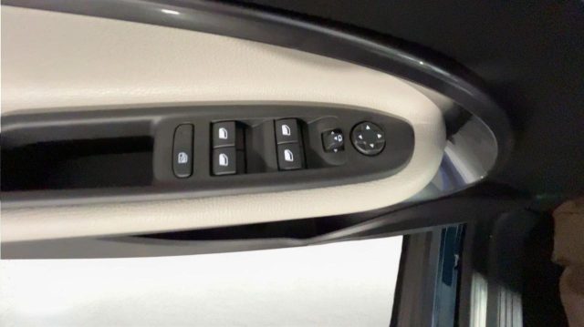 FIAT 600 usata, con USB