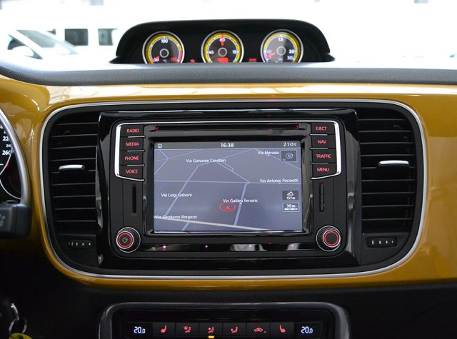 VOLKSWAGEN Maggiolino usata, con Boardcomputer