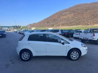 FIAT Punto usata, con Autoradio