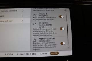 LAND ROVER Range Rover Sport usata, con Telecamera per parcheggio assistito