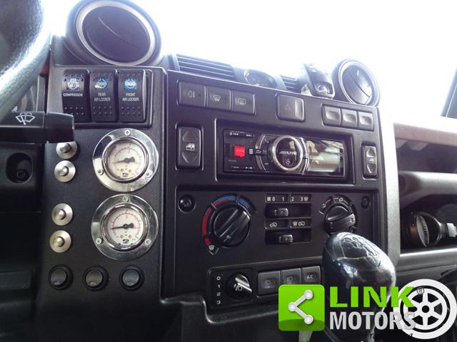 LAND ROVER Defender usata 8