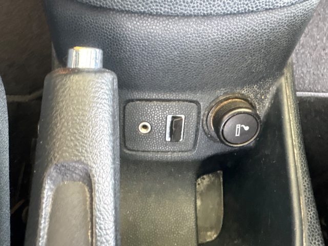 FORD Fiesta usata, con Servosterzo