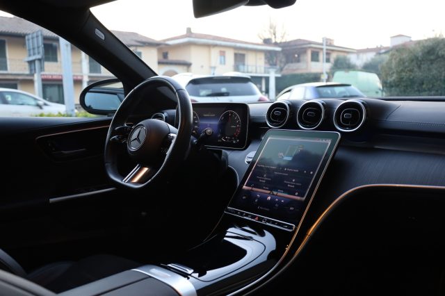 MERCEDES-BENZ C 300 usata 147