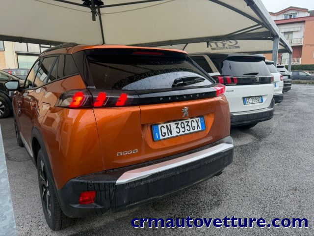 PEUGEOT 2008 usata, con Airbag