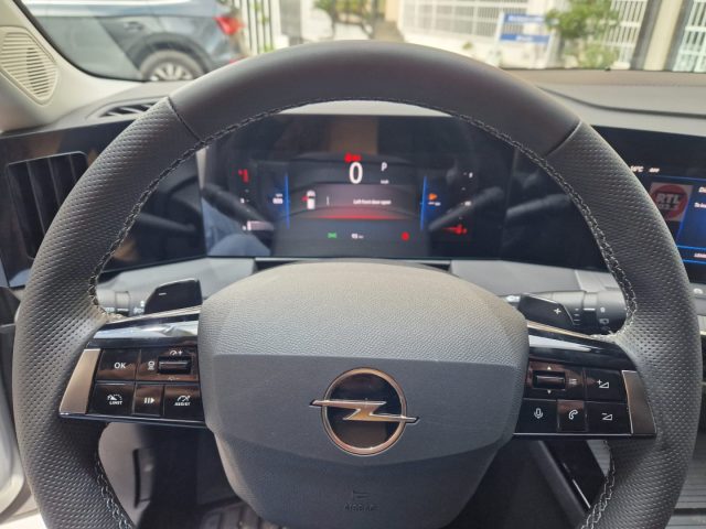 OPEL Astra usata, con Luci diurne LED