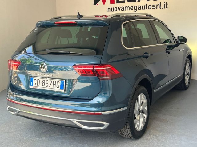 VOLKSWAGEN Tiguan usata, con Autoradio