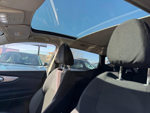 NISSAN Qashqai usata, con Controllo automatico clima
