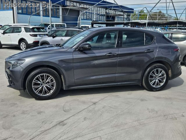 ALFA ROMEO Stelvio usata, con Airbag laterali
